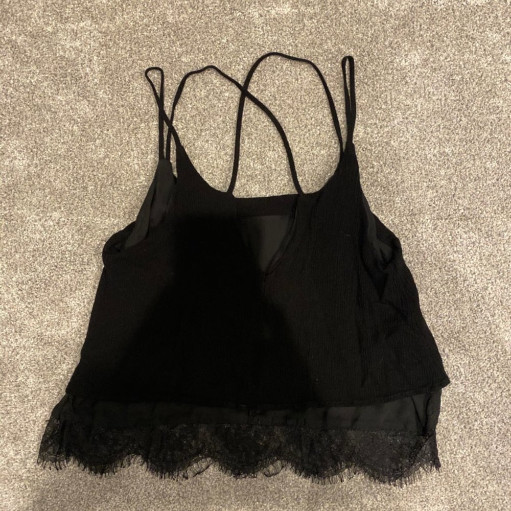 Cropped Tank - Picture 2 of 2